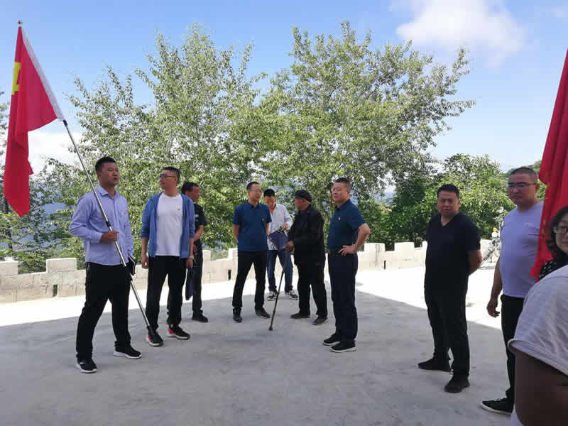 “感黨恩、憶黨史”，--市龍江城鄉(xiāng)發(fā)展集團公司開展慶祝建黨99周年主題黨日活動